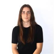 Emprendedora, implicada, comprometida, trabajadora, multifacética, alegre, sociable, empatica